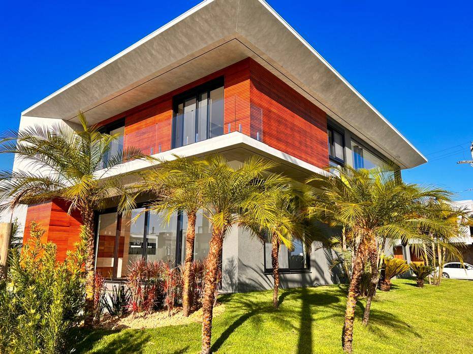 Casa em Condomínio 5 dormitórios para venda, Parque Antártica em Capão da Canoa | Ref.: 6234
