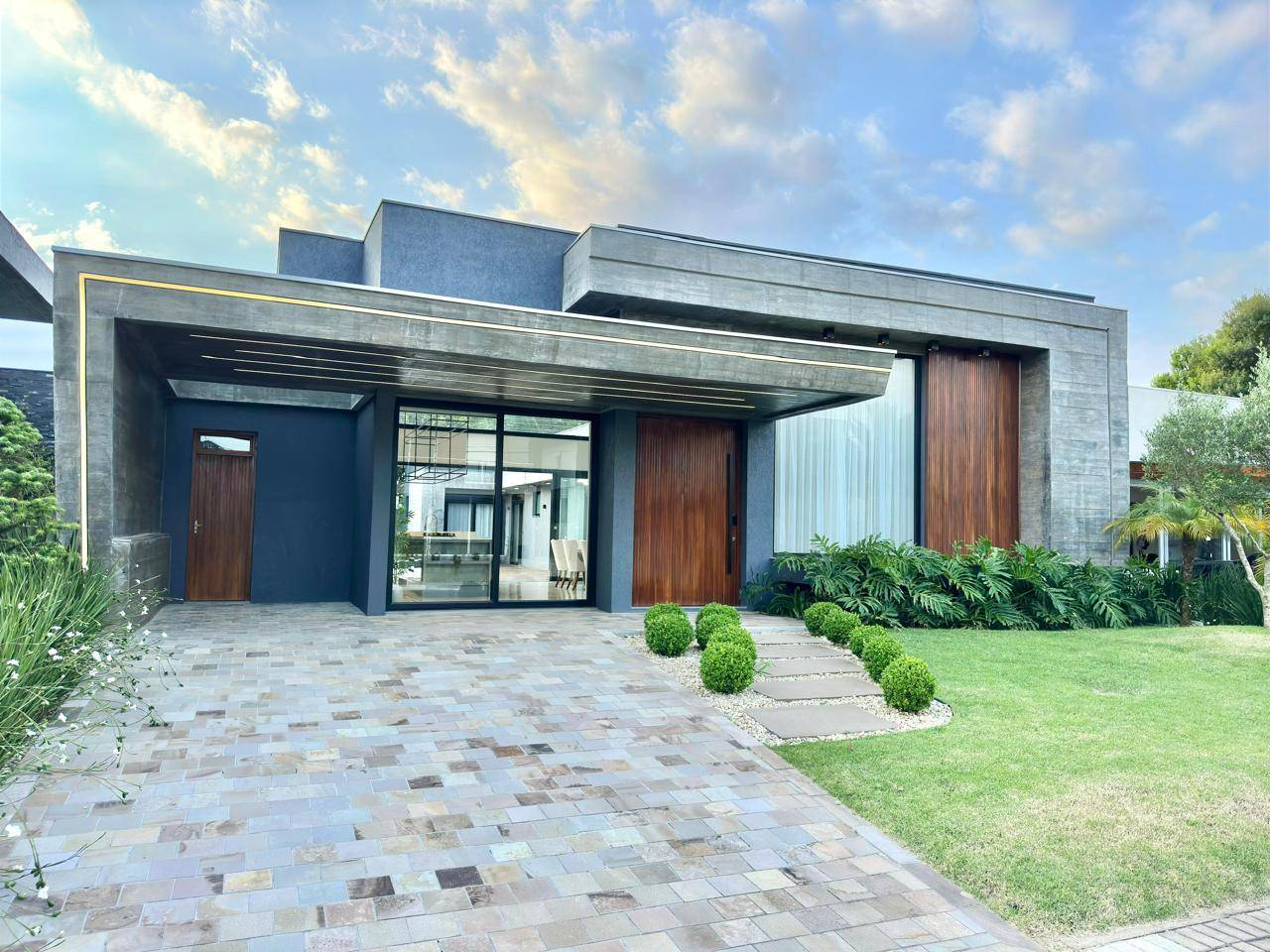 Casa em Condomínio 4 dormitórios para venda, Velas da Marina | Ref.: 8767